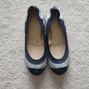 J.Crew Women's US 6 Ballet Navy and Silver Gray Flats Leather
